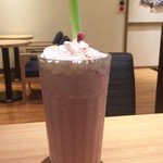 CAFE＆BAKERY MIYABI 神保町店 - 桜苺フローズン