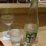 銀座 しのはら - お水も一緒にね