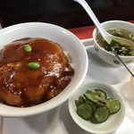 揚子江 - カニ玉丼（￥850円）