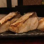 鉄板焼 燦燈 - 本日の鮮魚（鰤）1,500円。