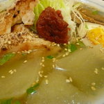 麺屋つかさ - 大葉が効いてます