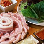 韓国家庭料理 オモニ食堂 実華 - 