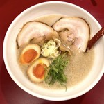 ミサト - 味玉醤油ラーメン（800円）硬め、多め