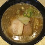 RAMEN RS 改 - 魚介白湯のアップ