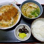 ツルヤ - カツ玉定食です。