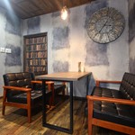 cafe&dining bar SASANA - 内観写真: