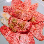 炭火焼肉 家門 - 逸品盛り 2〜3人前 4500円