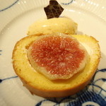 レストランよねむら - フルーツロールケーキ