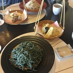 蕎麦 貴賓館 - 箱根山天ざる