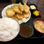 久美食堂 - 若鶏の天ぷら定食