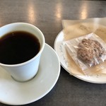 海辺と珈琲 ことり - コーヒー ４００円＆チョコチップクッキー １００円