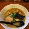 まことや - 料理写真:醤油ラーメン700円