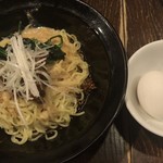 麺飯食堂 八右衛門 - 汁なし担々麺 ¥680