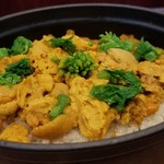 日本料理 TOBIUME - ⑪瑞穂～"弘子の紫"
      紫雲丹(福岡県宗像産)、渡り蟹の殼で取った出汁で炊いた雲丹ご飯、菜の花
      
      加熱したのに生臭が全くありません。
      素晴らしくて食べ残せませんので、独りで完食しました！