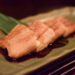 笑酒 - おつまみ煮穴子@550円