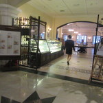 SARKIES CORNER - お店入口