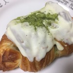 ヒヨシヤ - 抹茶チョコクロワッサン