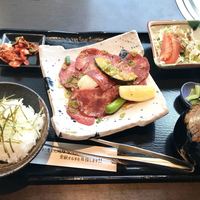 松永牧場 銀座本店 - 直火焼きネギタン塩セット 1日10食限定 1100円