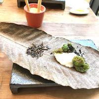 イル ギオットーネ ディ ピュー - アミューズは、ふきのとうとメレンゲ