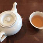 瀘川 - 烏龍茶のお代わりはは、自分でします。