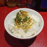 ラーメン 厚木家 - 卵まぶしです♪(*≧∀≦*)