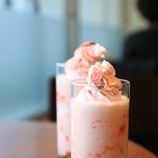 カフェ・ド・クリエ_0