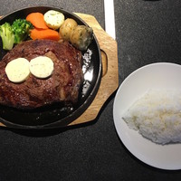 国産熟成焼肉 肉バル ドウラクコリーダ ランドマーク店 - リブロース