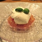 RADICE - モッツァレラ・ムース　苺とトマトのゼリー