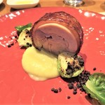 RADICE - 地鶏のインボルティーニ　キャベツのピューレ　芽キャベツ