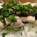 Sandaimetori Mero - 蒸し鶏冷菜