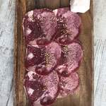 黒毛和牛食べ放題Z - 最初の牛タンと牛脂