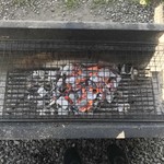 魚太郎 浜焼きバーベキュー - こちらで焼きます