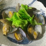 Steamed clams and spring cabbage
