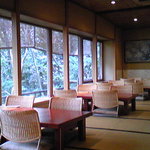 伊豆高原 城ケ崎温泉 花吹雪 - こちらは「花座敷」と呼ばれるお食事場所。