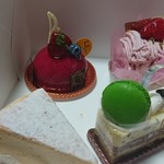 PATISSERIE FOUR - 