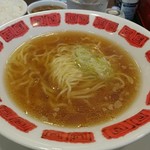 バーミヤン - プラス100円のラーメン：スープ多め