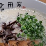 金田家 - 細かな泡がプクプクです。