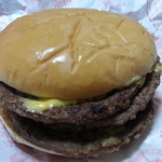 McDonald's - ダブルチーズバーガーの夜マックでパティ倍 オープン！