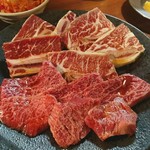 焼肉ふじ - 上ハラミ、骨付きカルビ