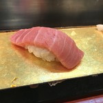 東寿司 - 中とろ