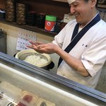 東寿司 - 握りの腕前は一流、女のさばきも一流