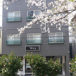 中華ソバ 伊吹 - 店構え