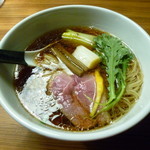 ダックラーメン エイジ - DUCK醤油　830円