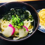 一乃家 - わかめうどん大280円かき揚げ60円