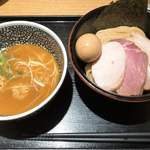 特製濃厚魚介つけ麺1080円