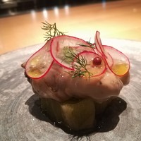 テアトロ ディ マッサ - 牡蠣 と ネギ    アサリの出汁の前菜