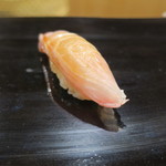 日本橋蛎殻町 すぎた - イサキ握り