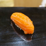 日本橋蛎殻町 すぎた - 鱒握り