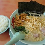 ラーメン山岡家 太平店 - 半ライスと塩ネギ　メンマ＆海苔トッピング