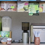 uxmal cafe - コーヒーなどもあります
